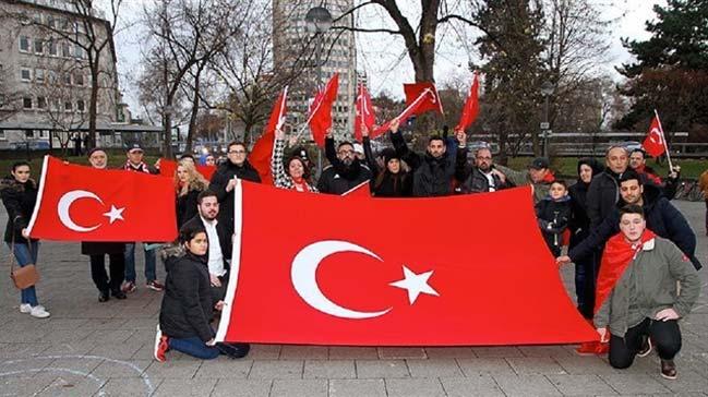 stanbul'daki terr saldrs Almanya'da protesto edildi