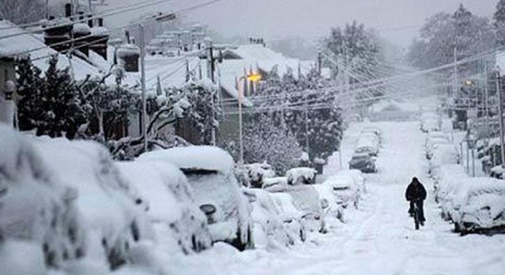 Tunceli'de eitime kar engeli