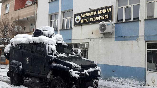 Bitlis'te 3 belediye bakan gzaltna alnd