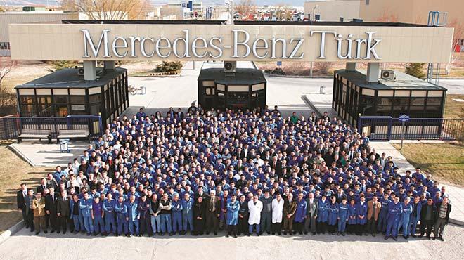 Mercedes-Benz Trk Aksaray Kamyon Fabrikas 30. yan kutluyor