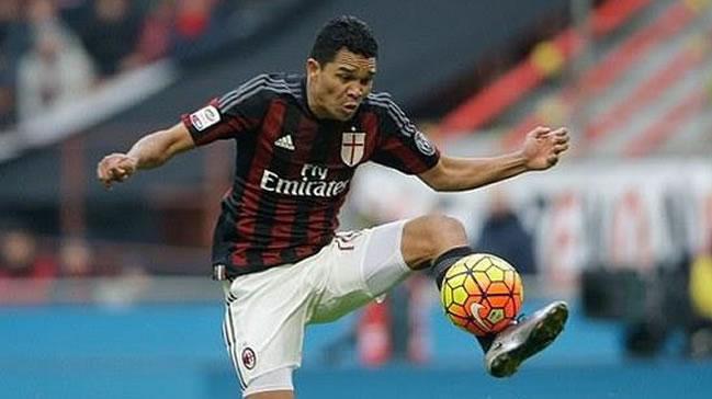 Beikta'tan Carlos Bacca iin kiralama teklifi