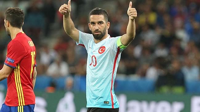 Arda Turan: Fatih Hoca'yla beraber en iyisini yapmaya hazrz