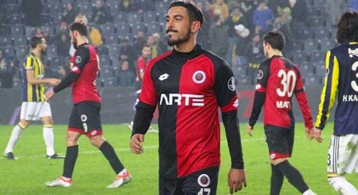 Fenerbahe'nin yeni 10 numaras rfan Can Kahveci