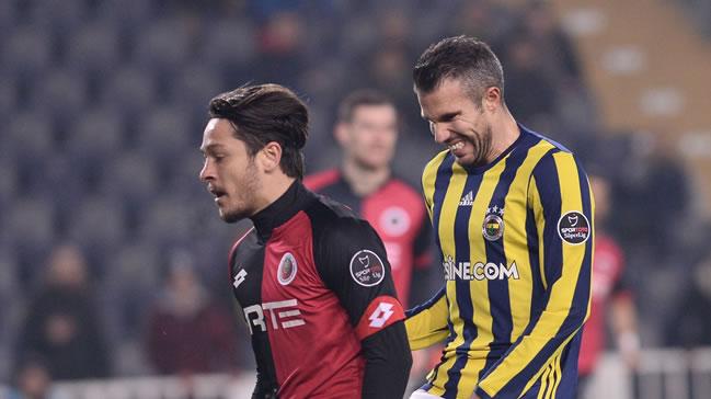 Trabzonspor ma ncesi van Persie belirsizlii