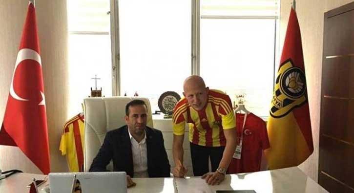 Evkur Yeni Malatyaspor'dan savunmaya takviye