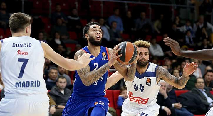 Anadolu Efes son dakikada ykld