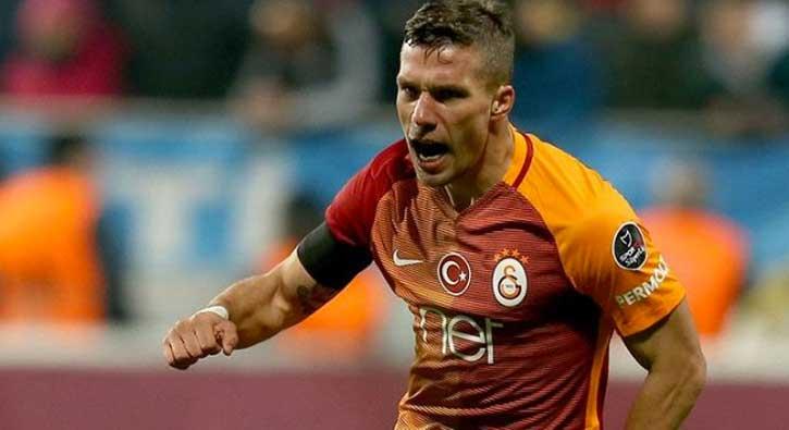 Podolski in'e gidiyor! te bedeli