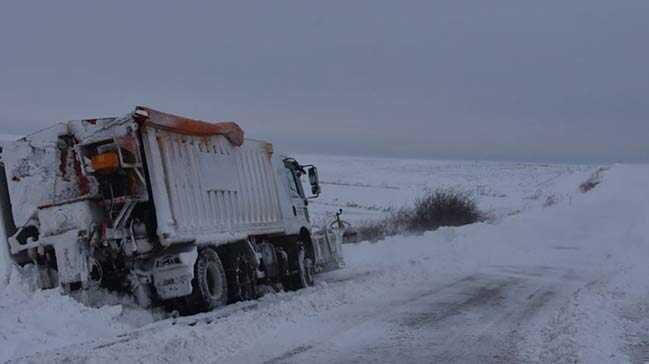 Tekirda'da 77 ky yolu kardan kapand