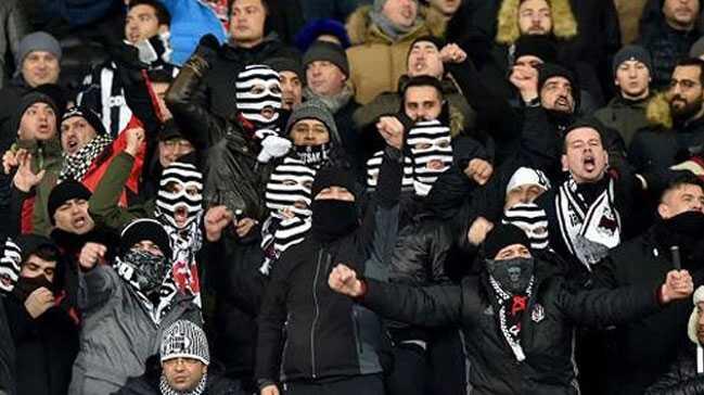 UEFA Dinamo Kiev manda yaanan olaylar nedeniyle Beikta'a 60 bin euro ceza verdi