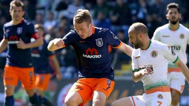 Edin Visca Baakehir formasyla st ste 125. lig mana kt