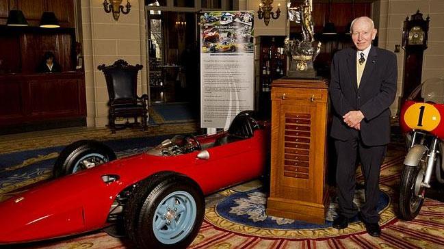 Efsane pilot John Surtees 83 yanda hayatn kaybetti