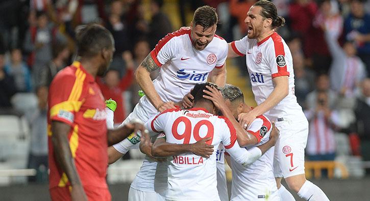 Antalyaspor, Kayserispor'u 2-1 Mağlup Etti