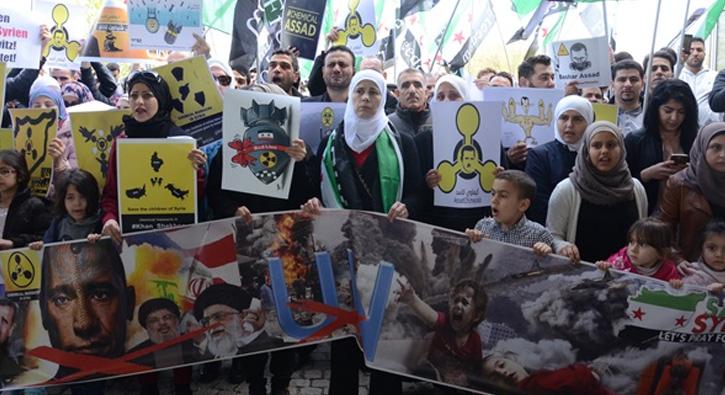 İdlib'deki katliam Viyana'da protesto edildi
