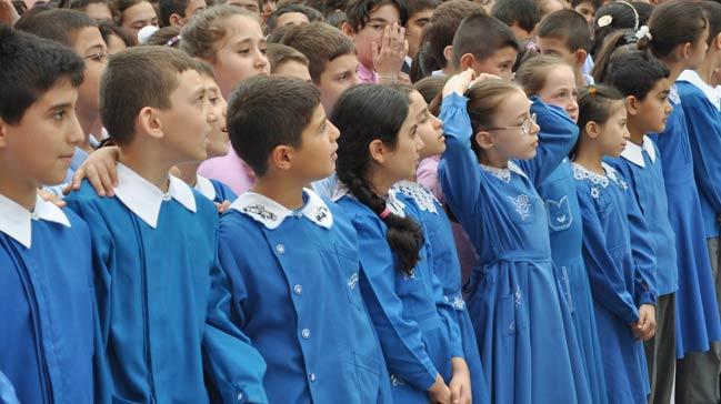 Son Dakika... Milli Eitim Bakan smet Ylmaz: 17 Nisan'da okullar tatil 