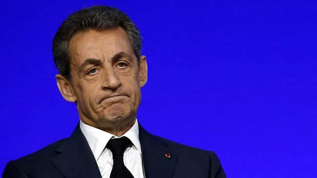 Sarkozy Macrona oy verecek