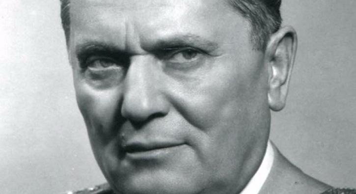 Yugoslav lider Tito, lmnn 37'nci ylnda Belgrad'daki mezar banda anld