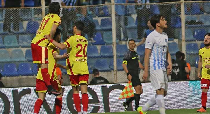 Yeni Malatyaspor deplasmanda Adana Demirspor'u 2-1 malup etti