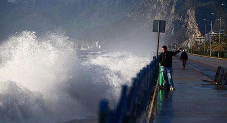 Meteorolojiden son dakika frtna ve kuvvetli rzgar uyars 