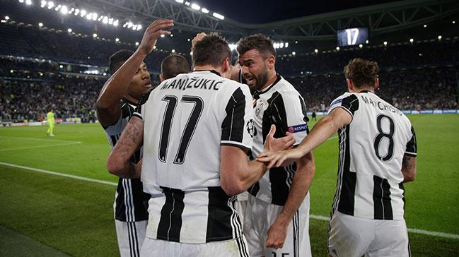 ampiyon Ligi'nde ilk finalist Juventus oldu!