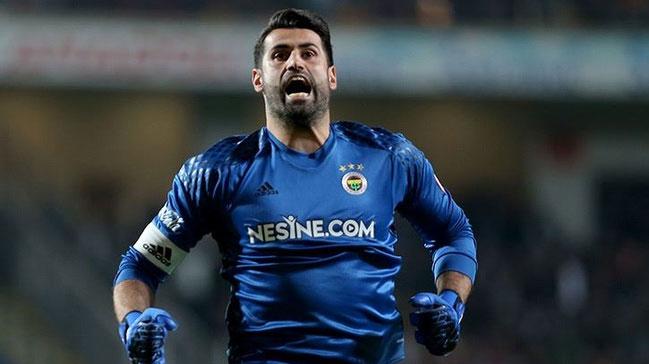 Fenerbahe Volkan Demirel ile 1+1 yllk anlamaya vard