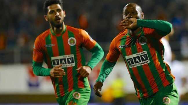 Aytemiz Alanyaspor sahasnda Karabkspor'u 4-2 malup etti