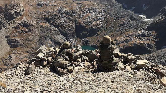 Erzurum ve Hakkari'de PKK'llarla atma kt: 7 terrist ldrld, 1 askerimiz yaraland