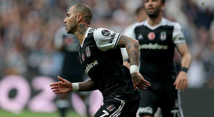 Ricardo Quaresma asist krall yarnda Sneijder'i geride brakt