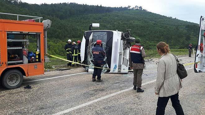 Bursa'da trafik kazas: 3 l, 9 yaral