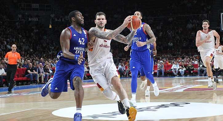 Galatasaray Odeabank sahasnda Anadolu Efes'i 73-63 yendi