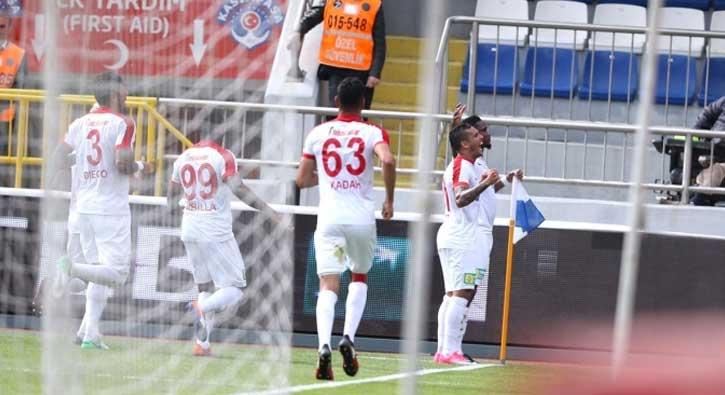 Antalyaspor, deplasmanda Kasmpaa'y 3-0 malup etti