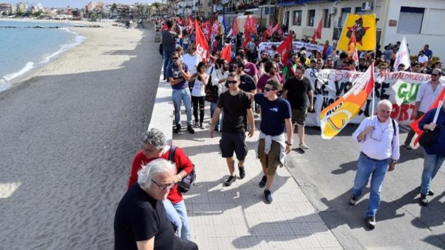 7 lkenin liderlerinin bir araya geldii G7 Zirvesi protesto edildi