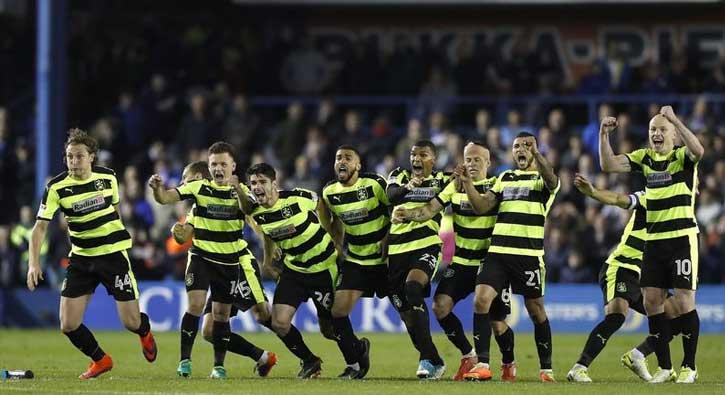 Huddersfield Town play-off finalinde Reading'i penaltlarla yendi ve Premier Lig'e ykseldi