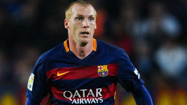 Galatasaray Barcelona'dan Mathieu iin harekete geti