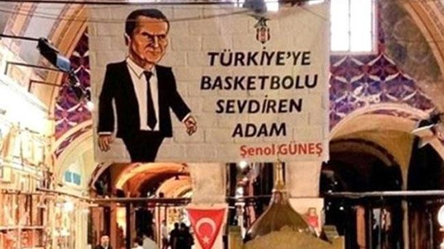 Kapalar'ya 'Basketbolu sevdiren adam enol Gne' pankart asld