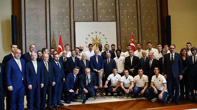 Cumhurbakan Erdoan Avrupa ampiyonu Fenerbahe'yi kabul etti