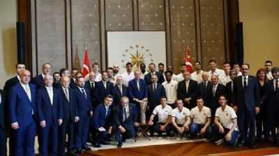Cumhurbakan Erdoan Avrupa ampiyonu Fenerbahe'yi kabul etti