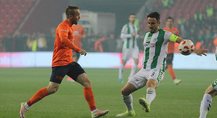 Atiker Konyaspor penaltlarda Baakehir'i 4-1 malup etti ve kupay kazand