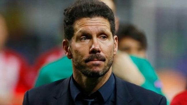 Atletico Madrid yeni transferlerini Ocak 2018'e kadar oynatamayacak