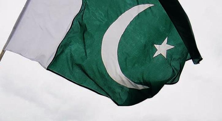 Pakistan ehit 13 asker iin basal mesaj yaymlad