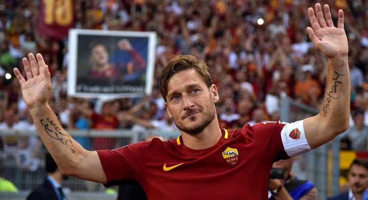 Francesco Totti'ye UEFA Bakanlk dl verildi