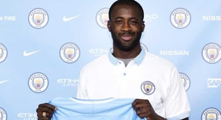 Yaya Toure, Manchester City ile szlemesini 1 yl daha uzatt