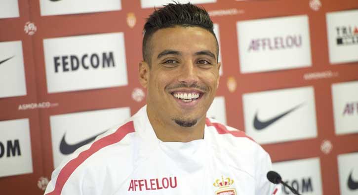 Fenerbahe, Nabil Dirar transferini bitirmek zere