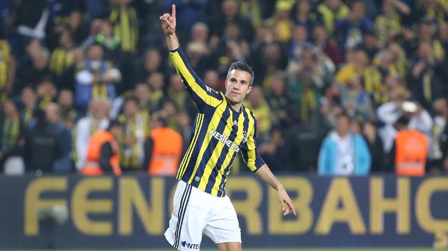 Ad Feyenoord ile anlan Robin van Persie, Fenerbahe'de kalmak istediini syledi