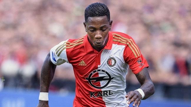 Baakehir Eljero Elia'y kadrosuna katyor