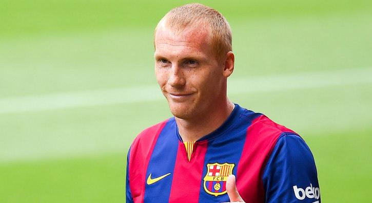 Galatasaray'n listesinde olan Jeremy Mathieu, Sporting Lizbon ile masaya oturdu