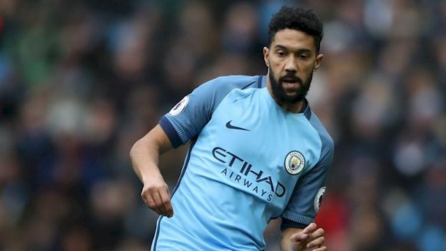 Clichy Baakehir yolunda