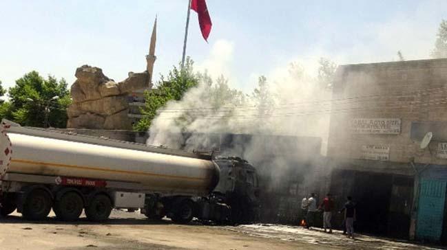 Mardin'de akaryakt tankeri patlad: 2 yaral