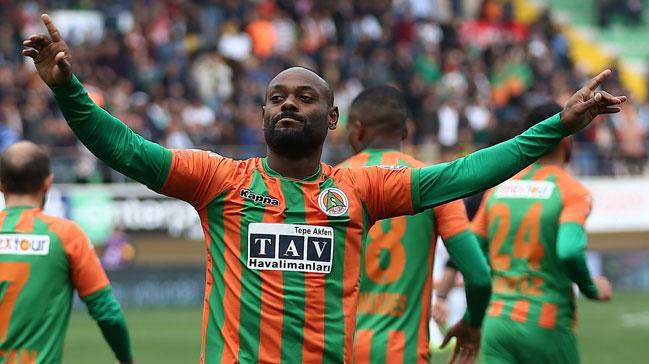 Trabzonspor Vagner Love, Badou Ndiaye ve Gkhan nler transferlerini hafta ii bitirebilir