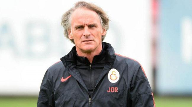 Jan Olde Riekerink Sper Lig'de yeniden grev alabileceini syledi