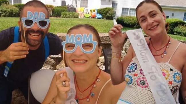 Ceyda Dvenci Amerika'da baby shower partisi dzenledi